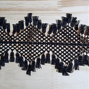 RENDA MINI TASSEL.- COR PRETO