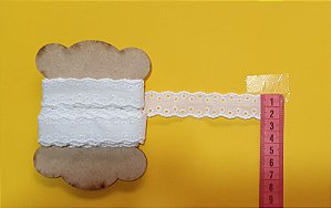 Bordado inglês  - entremeio branco -  3 metros