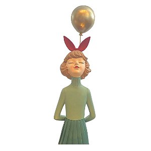 Escultura Menina Com balão em dourado