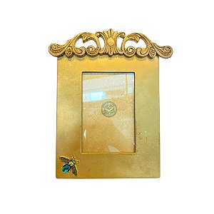 Porta Retrato Dourado Detalhado