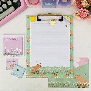 Prancheta Estampada A5 + 30 Folhas Decoradas – Capivaras