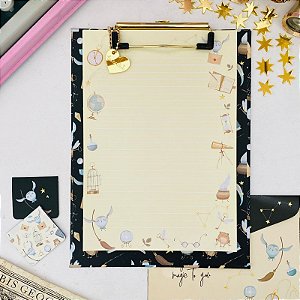 Prancheta Estampada A5 + 30 Folhas Decoradas – Magia