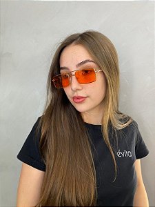 ÓCULOS LIZ - LENTE LARANJA ARMAÇÃO DOURADA