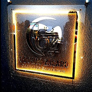 Placa em Acrílico com Logotipo em Acrílico e Iluminação em LED