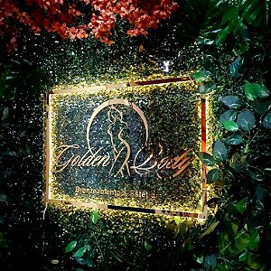 Placa em Acrílico com Logotipo em Acrílico e Iluminação em LED