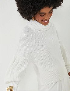 BLUSA TRICOT GOLA RECHEADA BRANCA