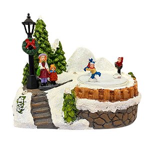 Cenário de Natal Estação de Esqui com Luz e Movimento 13x14cm - 1 Unidade - Rizzo