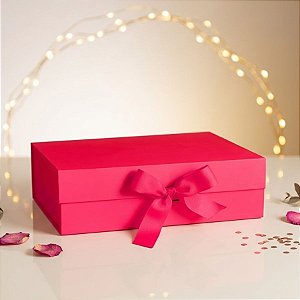 Caixa de Papel Rígido Retangular Rosa com Imã e Fita - 1 unidade - Rizzo