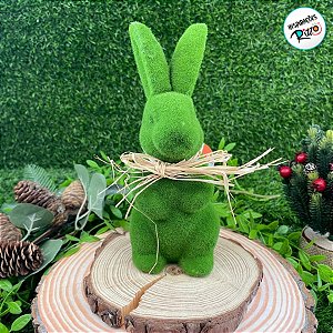 Coelho Decorativo de Grama em Pé com Laço de Palha - 21cm - 1 unidade - Rizzo
