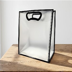 Sacola Transparente Fosca Pvc Alça Plana Preto - 25x15x9cm - 1 unidade - 1 unidade - Cromus - Rizzo