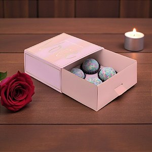 Caixa Luva para 4 Docinhos com Puxador - Candy Rosa - 8,5x4,5x8,5cm - 1 unidade - Cromus - Rizzo