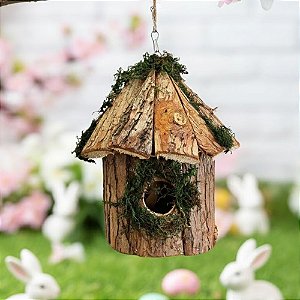 Enfeite Para Pendurar de Páscoa - Casa Redonda de Madeira com Musgo - 22x16,5x16,5cm - 1 unidade - Cromus - Rizzo