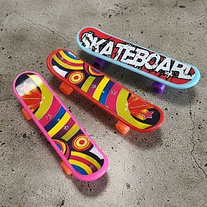 Mini Brinquedo Skate de Dedo - Sortido - 9,5cm - 3 unidades - Rizzo