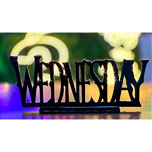 Display Decorativo Wandinha - Letreiro "Wednesday"- 37x15cm - 1 unidade - Rizzo