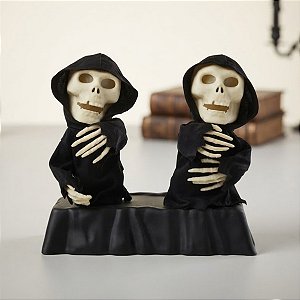 Enfeite Decorativo De Halloween Com Som, Luz e Movimento - Caveiras Mike e Josh - 24x24x15cm - 1 unidade - Cromus -Rizzo