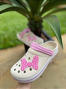 Babuche Feminino Bege com Laço Rosa – Conforto e Estilo