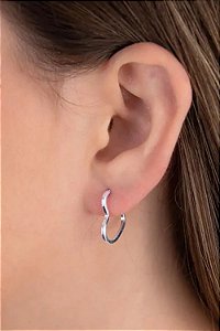 Argola coração em prata 925