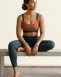 Top Core Duo Terracota e Verde Militar