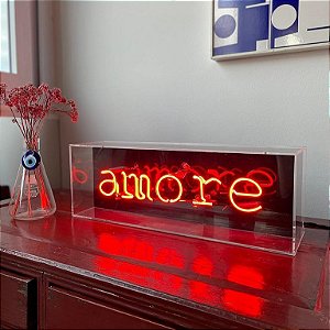 Luminária Amor em Línguas (Amore)