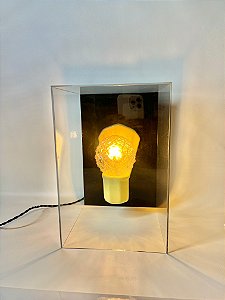 Luminária de Mesa Decô