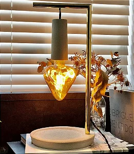 Luminária Amor Concreto GOLD _ Peça com Avaria