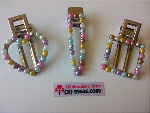 KIT PRESILHA DE METAL DECORADA COM PÉROLAS