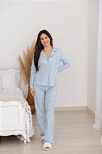 Pijama Listrado Manga Longa com Abertura Frontal
