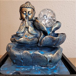 Fonte de Água Buda Meditando