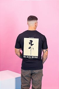 Camiseta Quadro Black Rose - Preta
