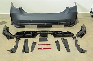 Para-choque Traseiro modelo BMW M3 G80 para BMW SERIE 3 F30 2012 a 2018 / INSTALADO