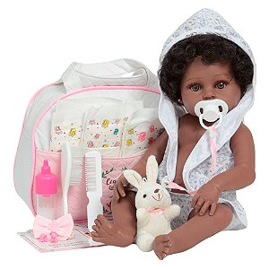 Boneca Bebê Reborn Negra Saída De Banho Coelho Bolsa Itens