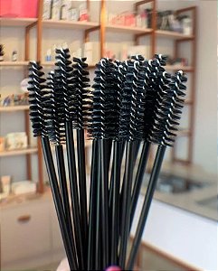 ESCOVINHA DE CÍLIOS PRETA LISA (50 UNIDADES)