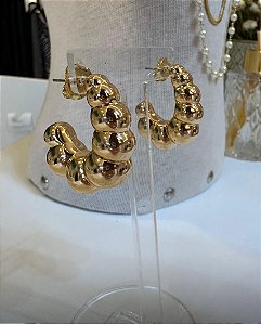 Brinco argola bolas lisas dourado