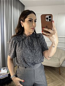 Blusa crepe Carol
