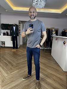 Calça jeans masculina skinny com elastano