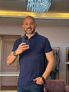 Camisa polo masculina em algodão com elastano