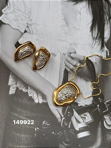 Conjunto organico detalhado bicolor