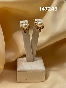 Brinco de pressão pérola dourado