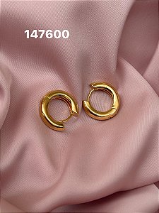 Brinco argola lisa dourado