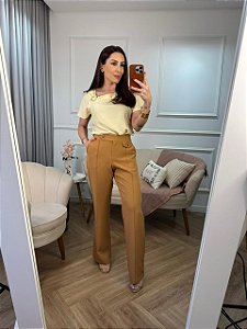 Calça alfaiataria pantalona Julia