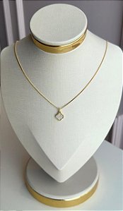 Colar trevo micro zircônia dourado