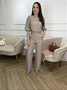 Calça alfaiataria reta Yasmin