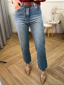 Calça jeans straight fit Lizandra