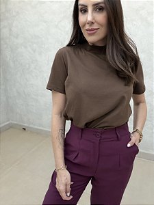 T-shirt gola média Luciana