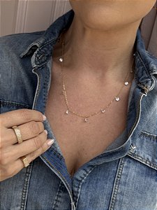 Colar cristais dourado