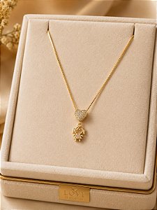 Conjunto pingente coração e menina