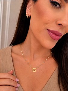 Colar letra G pérola dourado