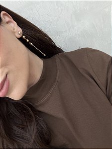 Brinco bolas corrente dourado