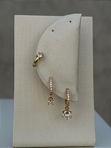 Brinco trio argola com luz dourado