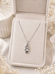 Colar menino cravejado branco